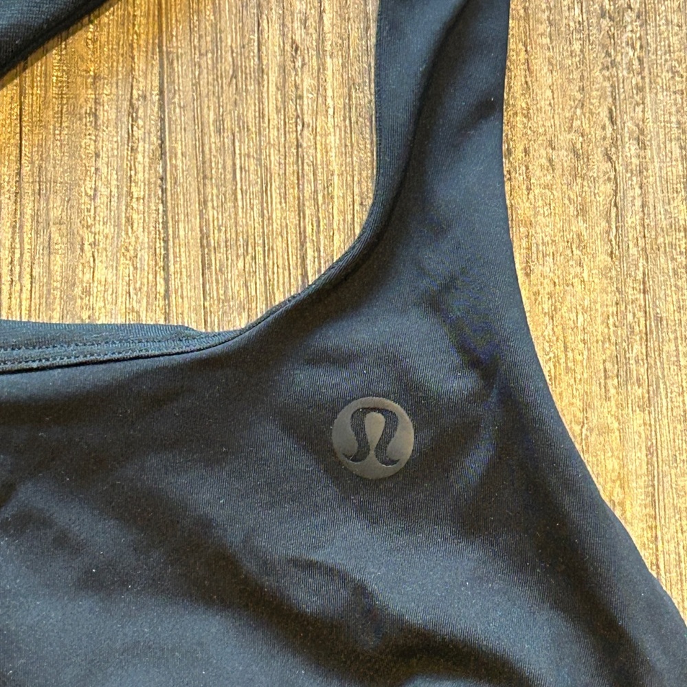 lululemon athletica Black Tennis Tank (built in bra) - Picture 2 of 3
